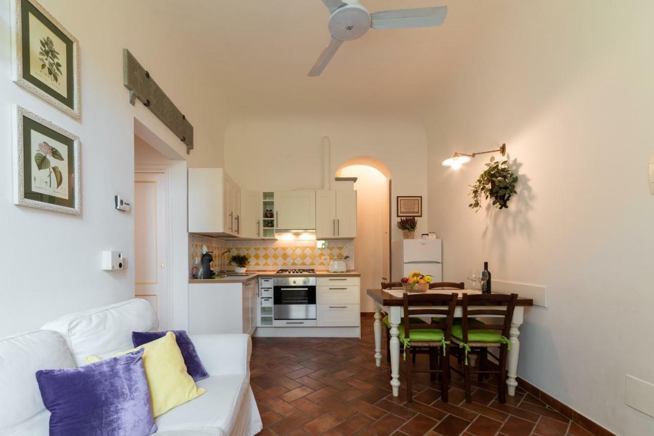 Apartamento Le Rose Di Leonardo - Antica Dimora Florencia Exterior foto